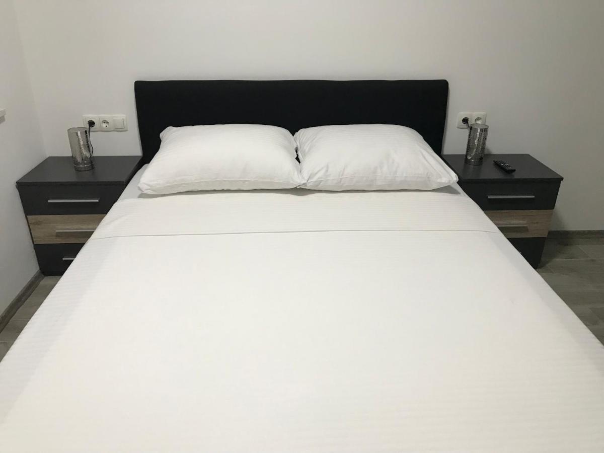 Apartmani Mm Трогир Экстерьер фото